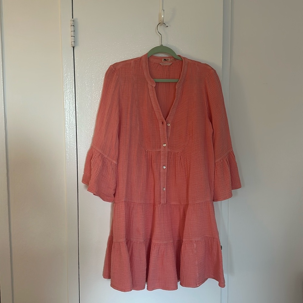 Washed coral faherty dress size small